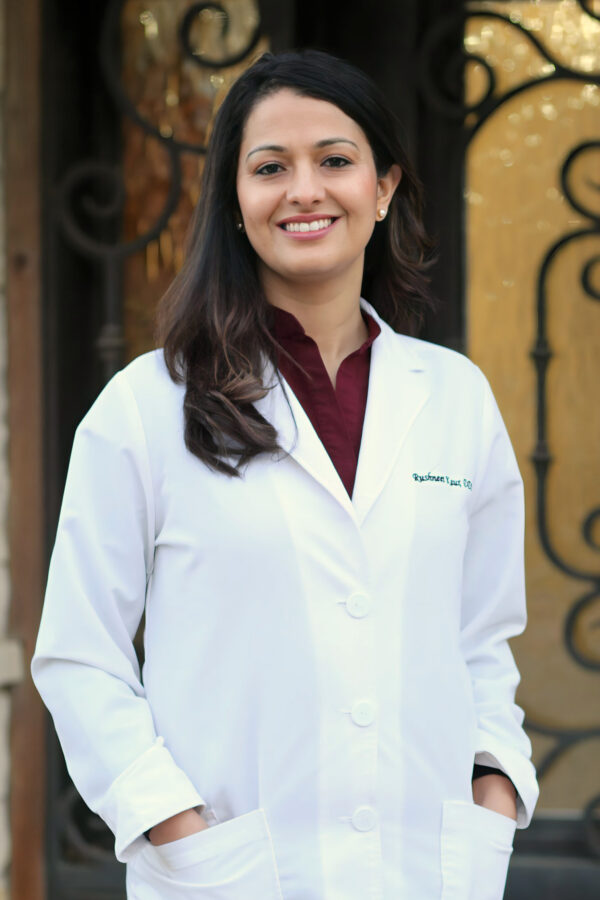 Dr. Rushneet Kaur